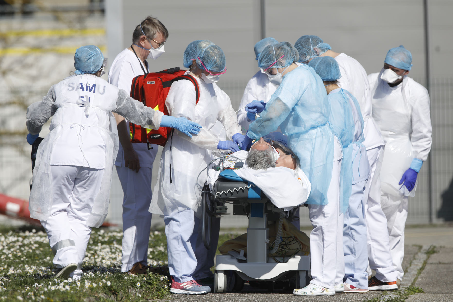 APTOPIX Virus Outbreak Eastern France